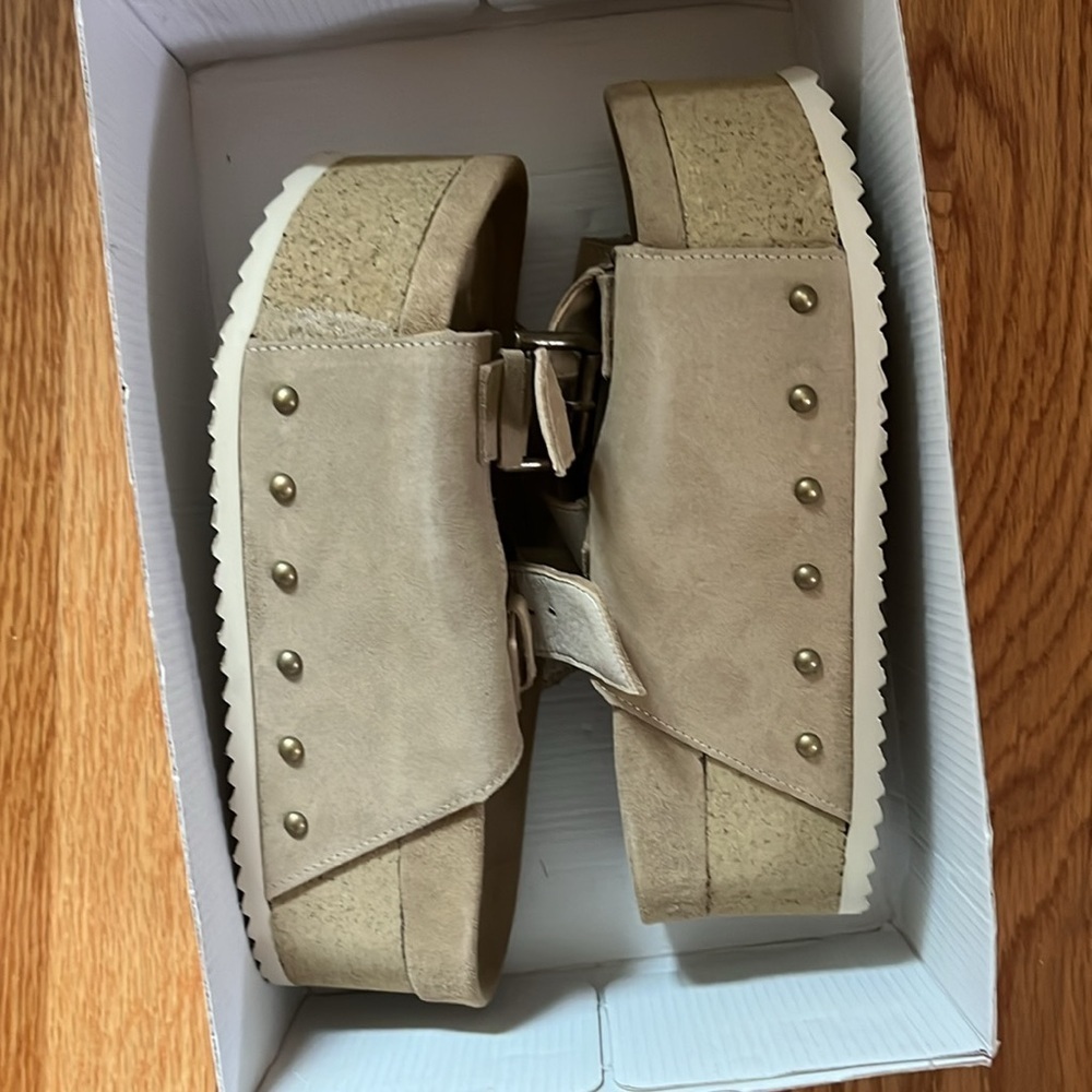 Free People x Intentionally Blank Rule Breaker Flatform Taupe Sandals Sz 7.5 NIB - Picture 6 of 11